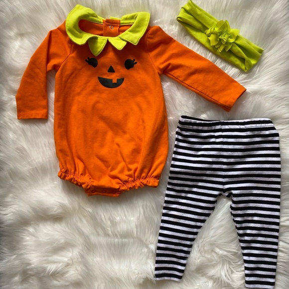 Cat & Jack Other - Pumpkin Onesie Set